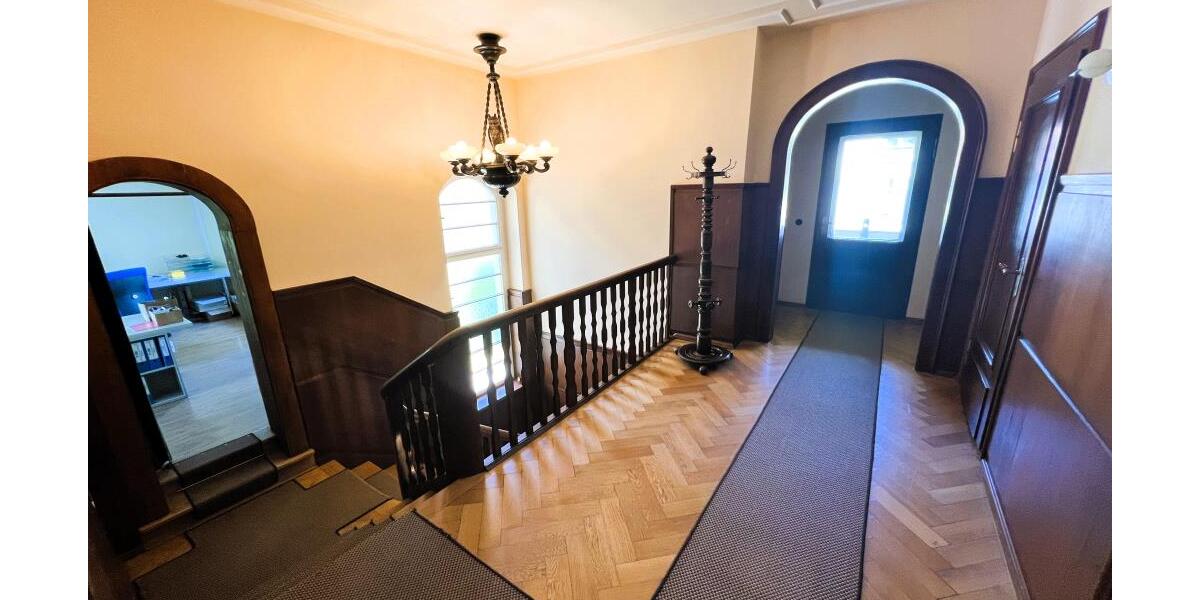 Historisches Schmuckstück in Gera-Debschwitz – Werden Sie der neue Eigentümer! - Zweifamilienhaus Gera Debschwitz | Angebot:26386206