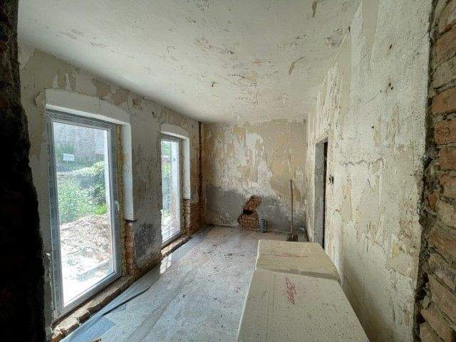 Mehrfamilienhaus, Wohnhaus Teuchern - 1 Zimmer, 280 m&sup2;, 45.000&euro; | Angebot:25771897