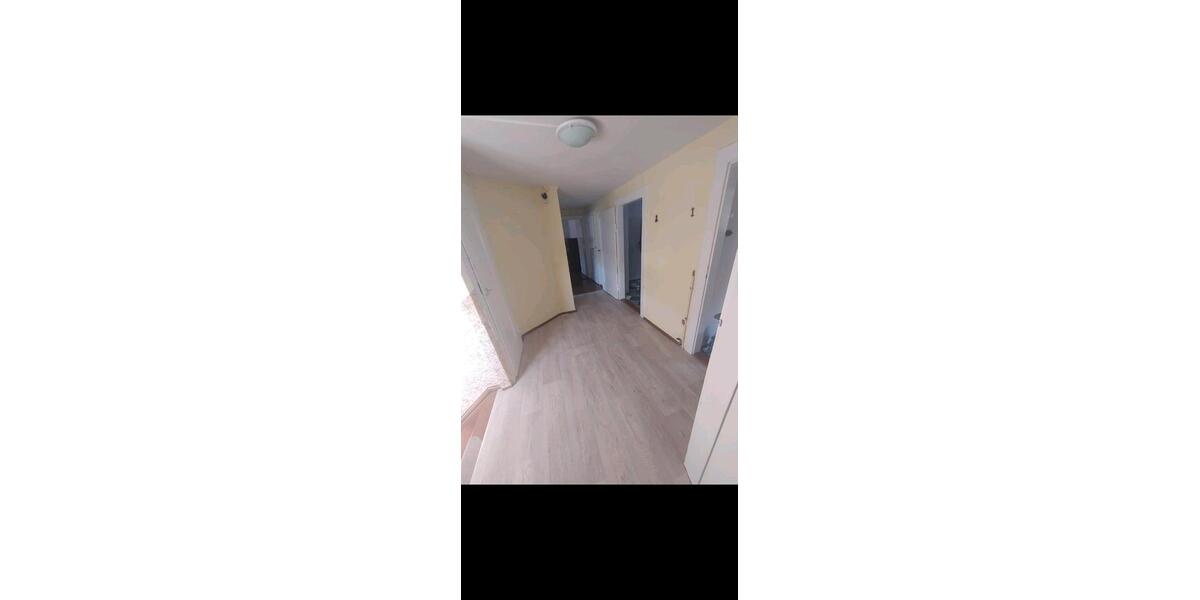 Etagenwohnung Greiz - 10 Zimmer, 170 m&sup2;, 70.000&euro; | Angebot:27416503