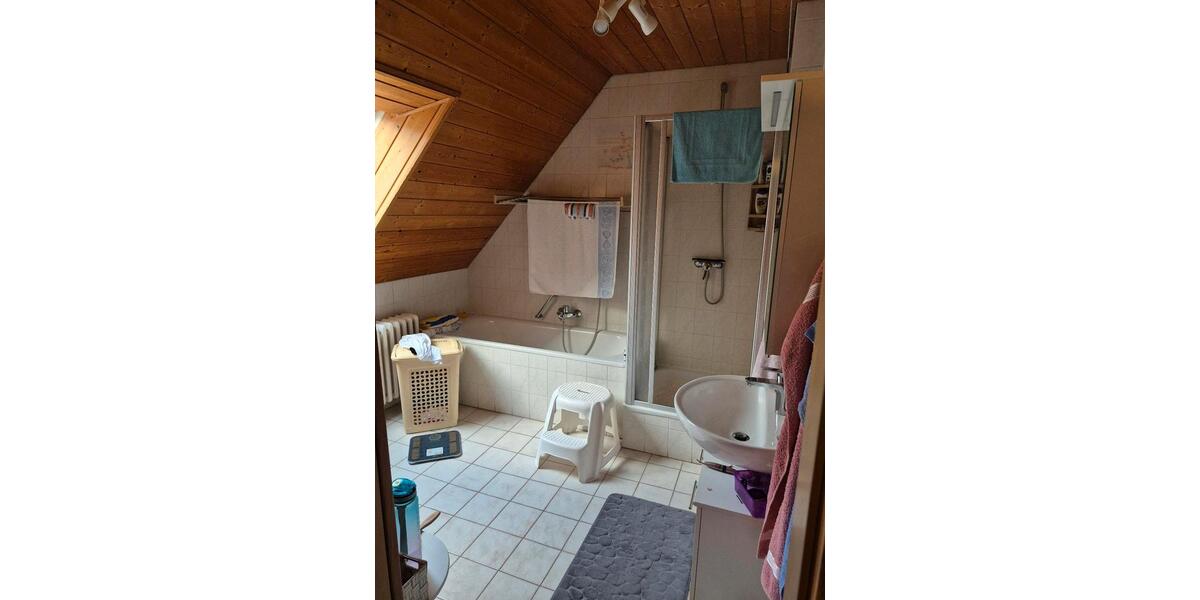 Doppelhaushälfte Crimmitschau - 5 Zimmer, 110 m&sup2;, 220.000&euro; | Angebot:25639766