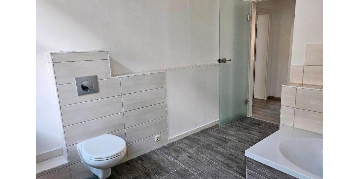 Etagenwohnung Greiz - 2 Zimmer, 77 m&sup2;, 420&euro; | Angebot:26167965