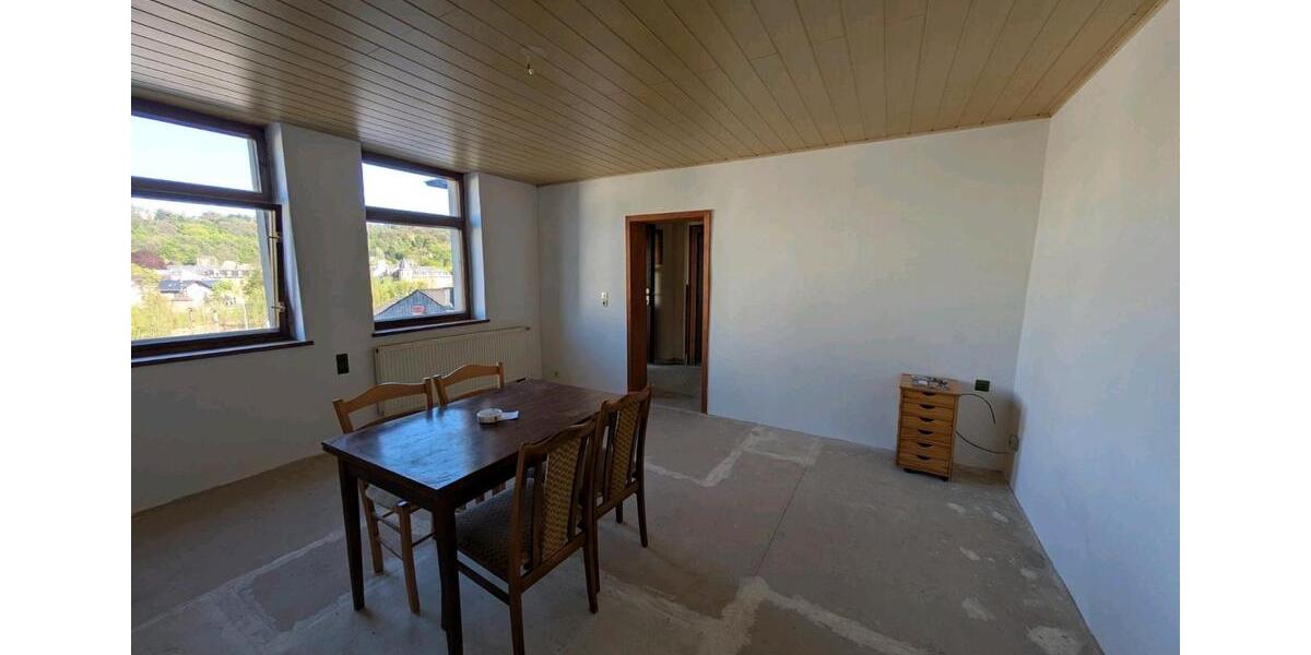Einfamilienhaus Greiz - 6 Zimmer, 180 m&sup2;, 79.000&euro; | Angebot:22641100