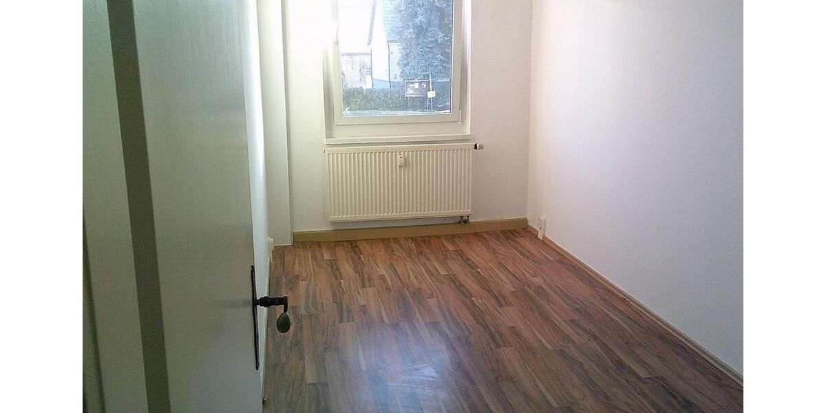 Erdgeschoßwohnung Rositz - 3 Zimmer, 56 m&sup2;, 255&euro; | Angebot:26163565