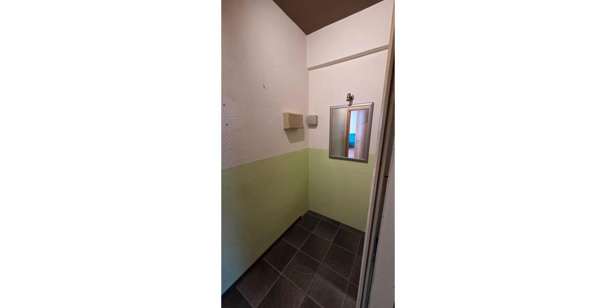Reihenhaus Crimmitschau - 6 Zimmer, 103 m&sup2;, 70.000&euro; | Angebot:27266545
