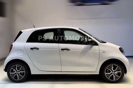 Smart ForFour 26.461 km 8.888 &euro; Bad Köstritz 07586