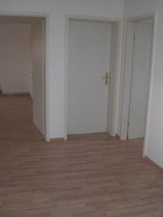 Etagenwohnung Altenburg - 3 Zimmer, 77 m&sup2;, 385&euro; | Angebot:25771236