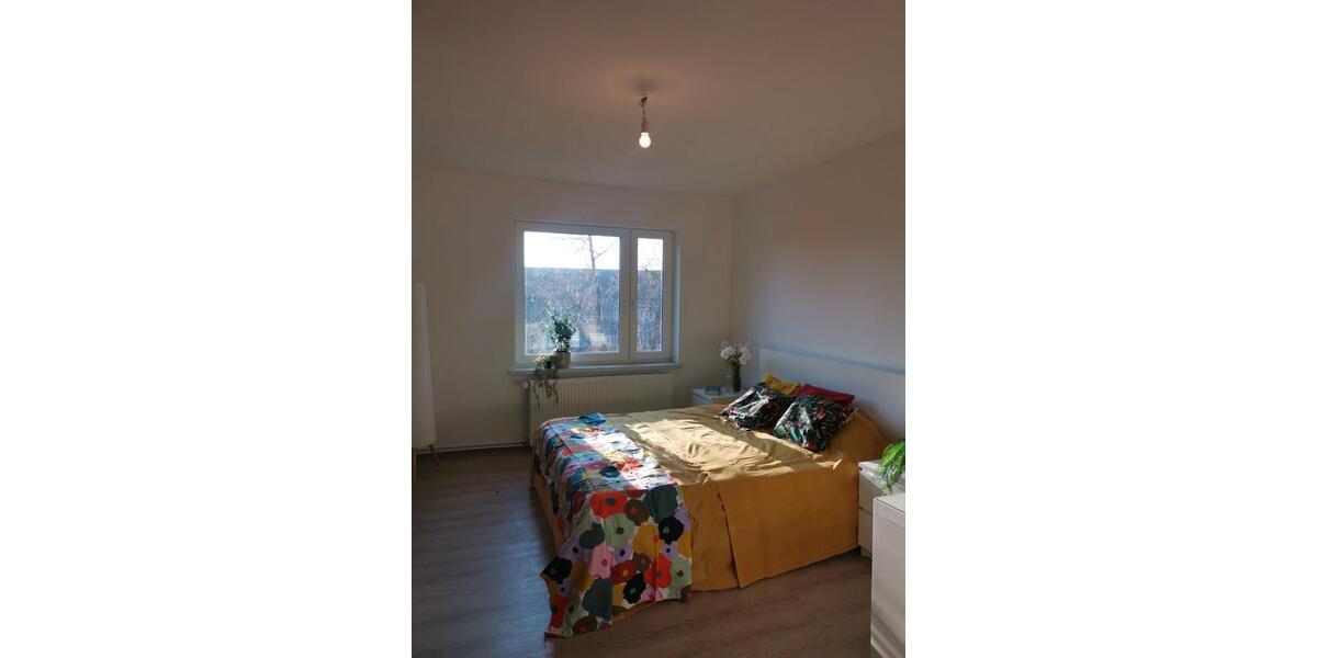 Etagenwohnung Gera Alt-Bieblach - 3 Zimmer, 65 m&sup2;, 477&euro; | Angebot:26716122