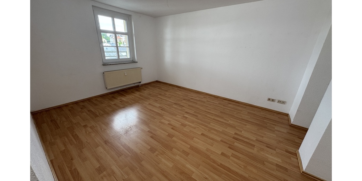 Helle & ruhige 2 Zimmer Whg. mit Aufzug und Balkon (W 31) - Etagenwohnung Gera Ostviertel | Angebot:26882783