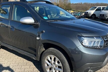 Dacia Duster 40.055 km 18.995 &euro; Bürgel OT Silbertal 07616