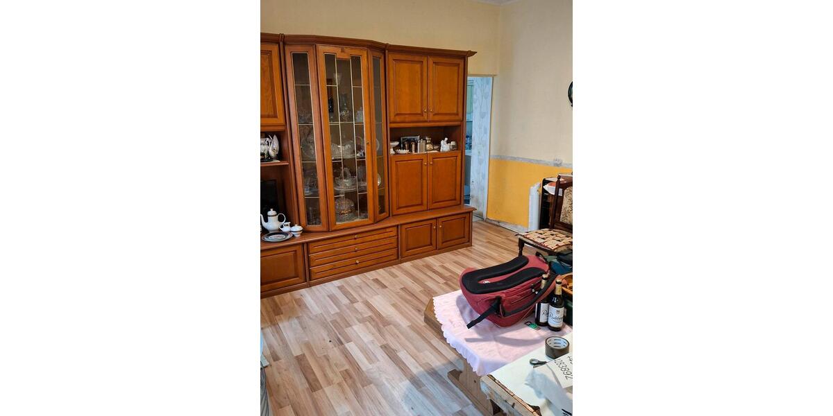 Reihenhaus Werdau - 5 Zimmer, 100 m&sup2;, 65.000&euro; | Angebot:24829937