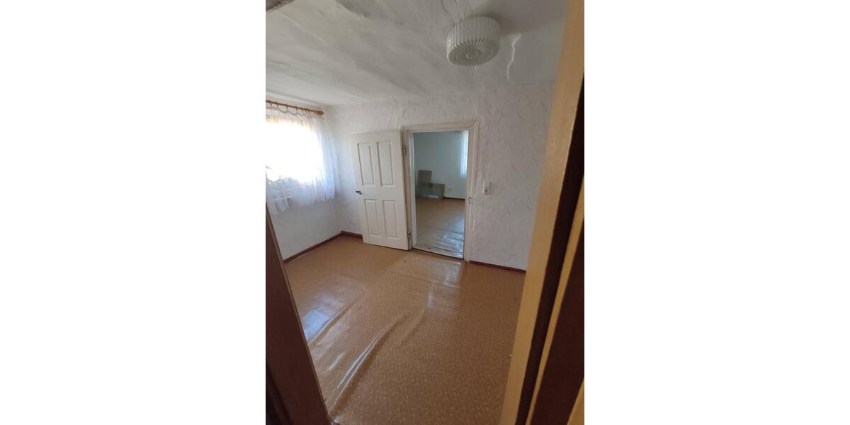 Einfamilienhaus Heideland - 8 Zimmer, 130 m&sup2;, 49.900&euro; | Angebot:24703499