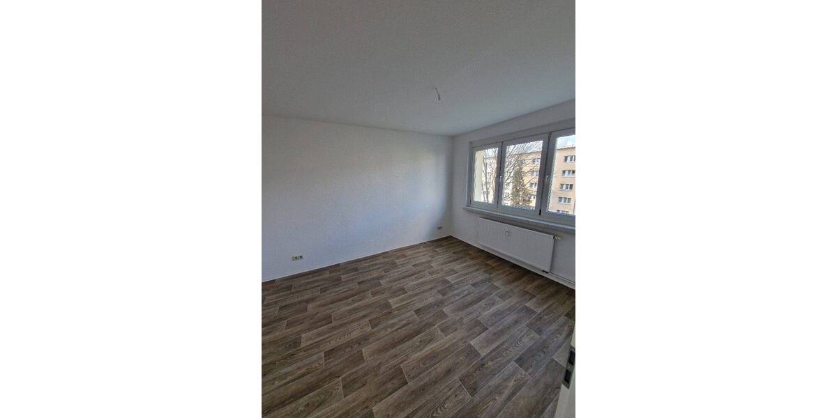Etagenwohnung Altenburg Südost - 2 Zimmer, 46 m&sup2;, 275&euro; | Angebot:26919900