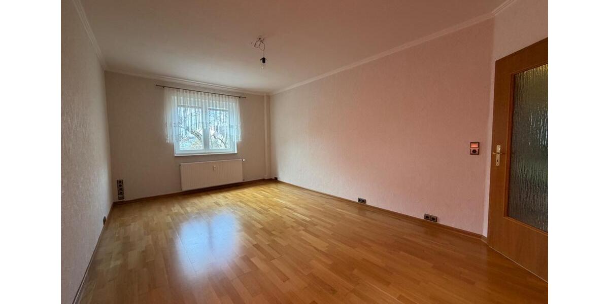 Etagenwohnung Weida - 4 Zimmer, 83 m&sup2;, 88.500&euro; | Angebot:26942154