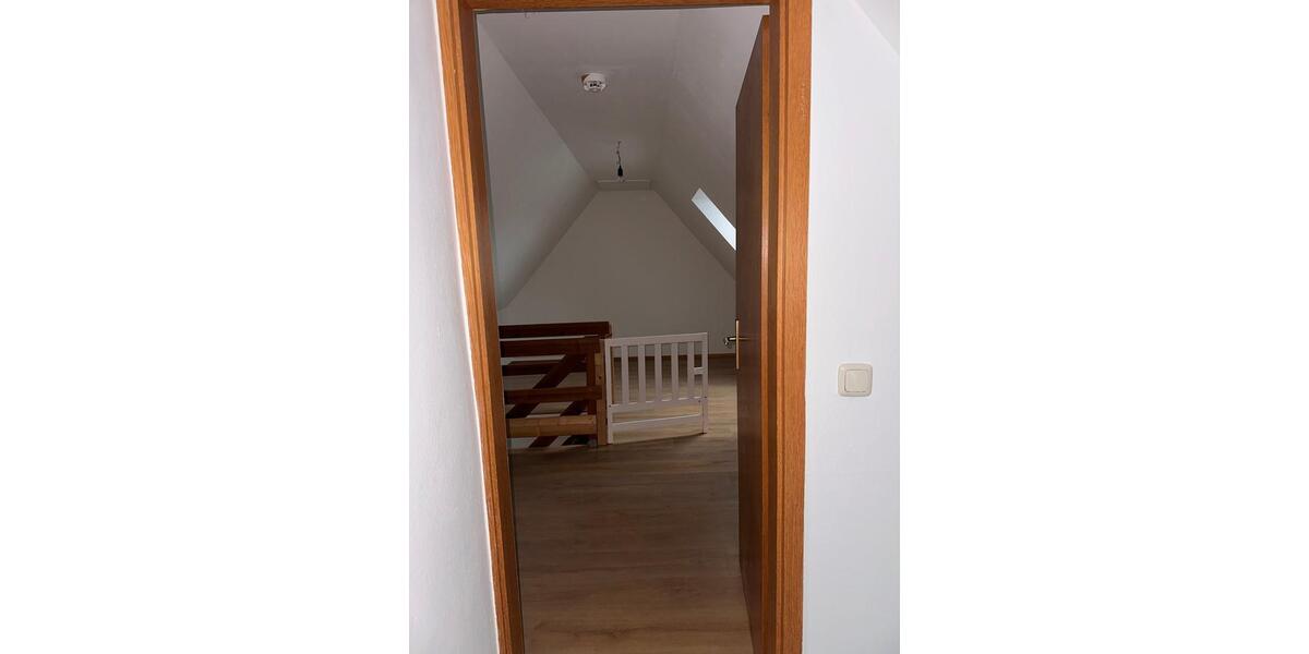 3,5 Zimmer Maisonette Wohnung in Steinsdorf 4 zimmer