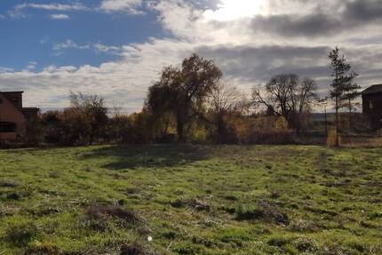 großes Grundstück - für kleinen Geldbeutel zimmer