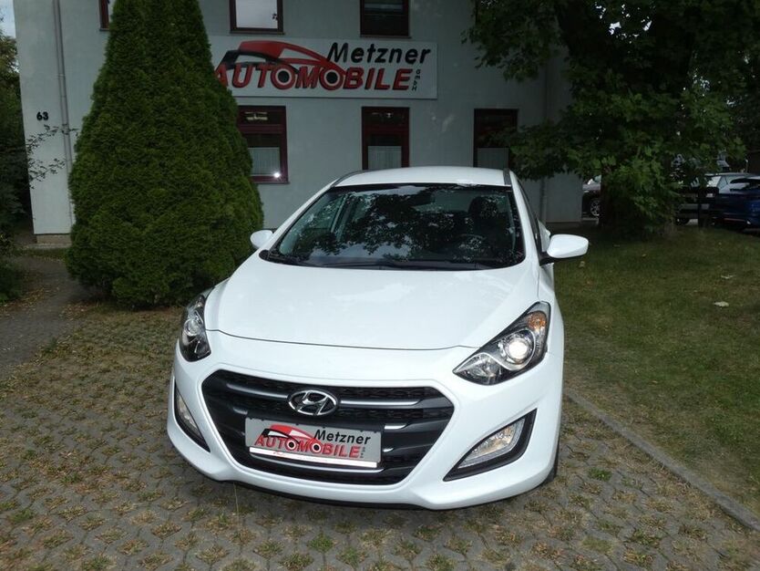 i30
