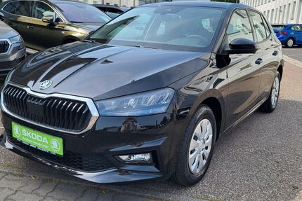 Skoda Fabia 5.890 km 18.990 &euro; Zeitz 06712