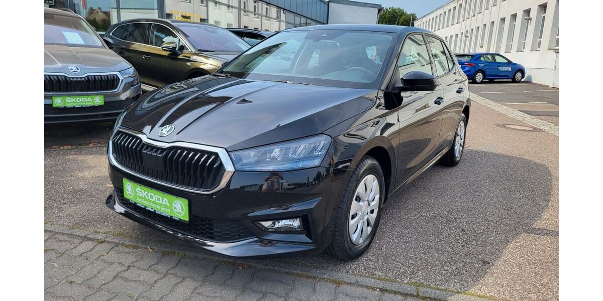 Skoda Fabia 5.890 km 18.990 &euro; Zeitz 06712