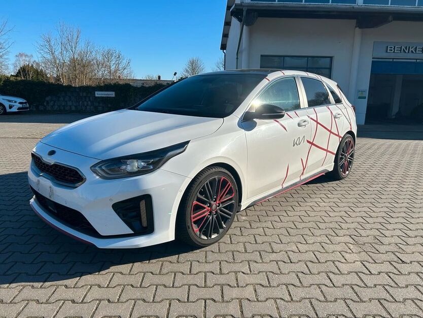 Kia ceed / Ceed 100.000 km 15.999 € Altenburg 04600