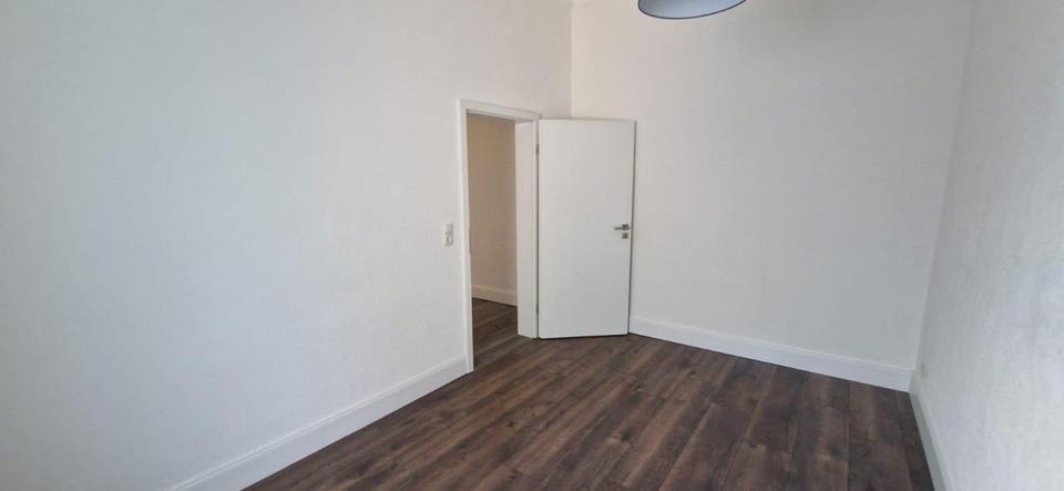 Erdgeschoßwohnung Meerane - 3 Zimmer, 68 m&sup2;, 405&euro; | Angebot:26676967