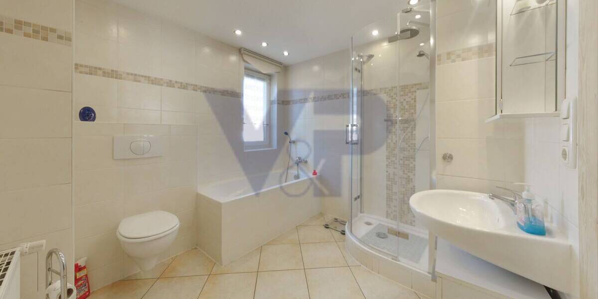 Einfamilienhaus Weida - 6 Zimmer, 119 m&sup2;, 79.500&euro; | Angebot:26376698