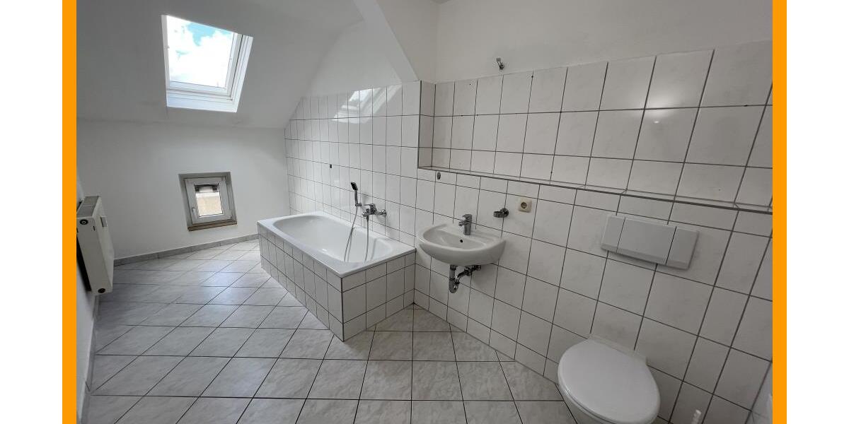 Mit Einbauküche! Preiswerte 2 DG-Zimmer Wohnung im Zentrum von Weida! - Dachgeschoßwohnung Weida Liebsdorf | Angebot:26146311