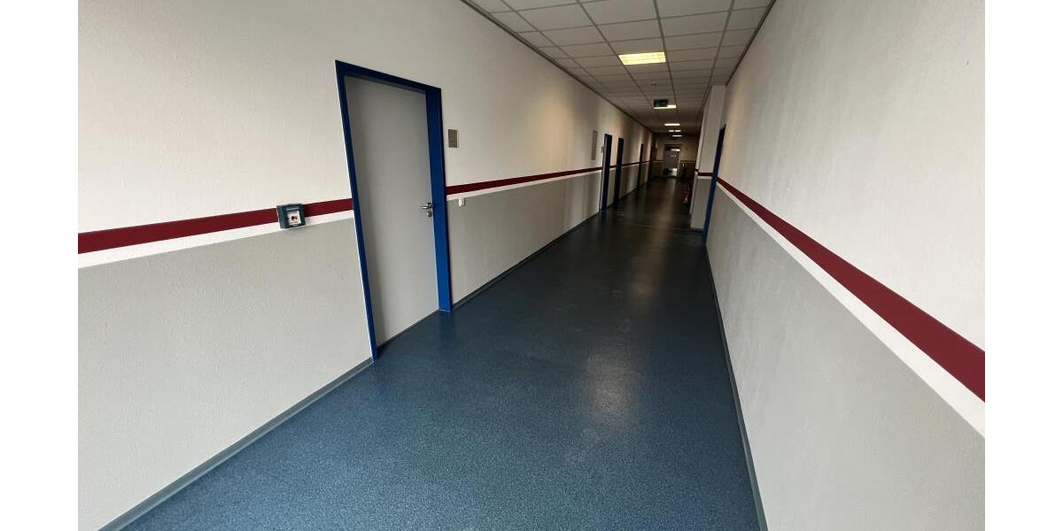 Bürogemeinschaft im Herzen von Gera! Moderne Büroräume mit Aufzug, Teeküche und Dachterrasse! - Gewerbeobjekt Gera | Angebot:26348791