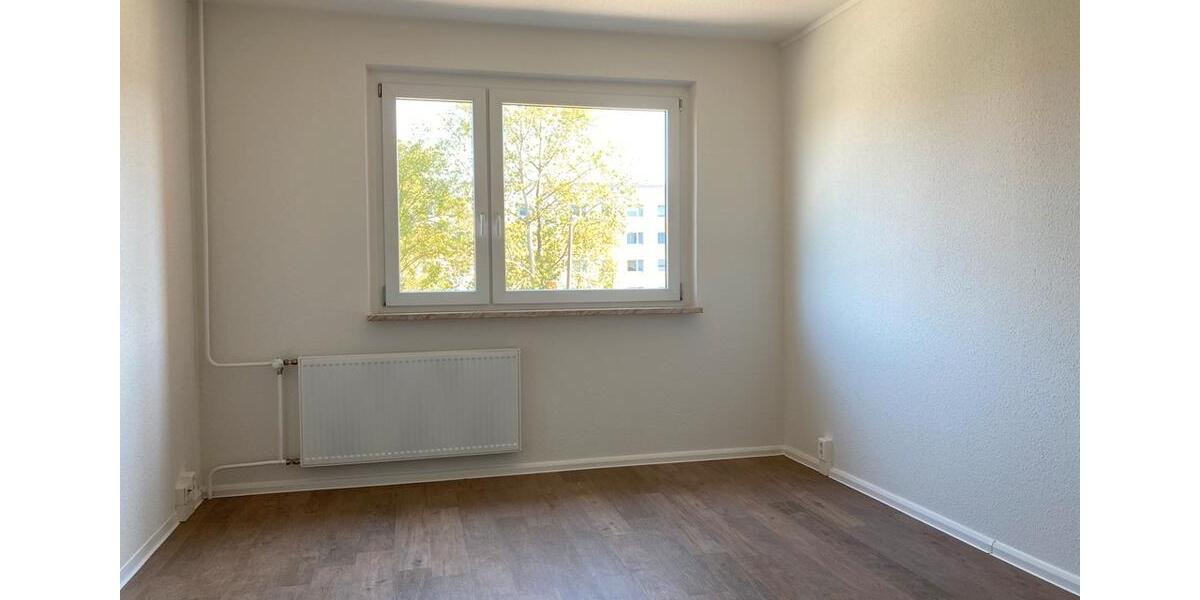 Etagenwohnung Gera Lusan - 2 Zimmer, 54 m&sup2;, 352&euro; | Angebot:26672952