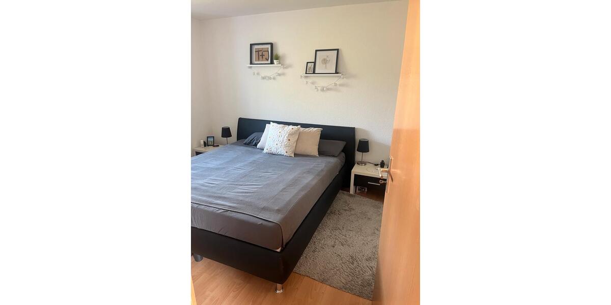 Dachgeschoßwohnung Gera Alt-Bieblach - 2.5 Zimmer, 74 m&sup2;, 900&euro; | Angebot:25992447