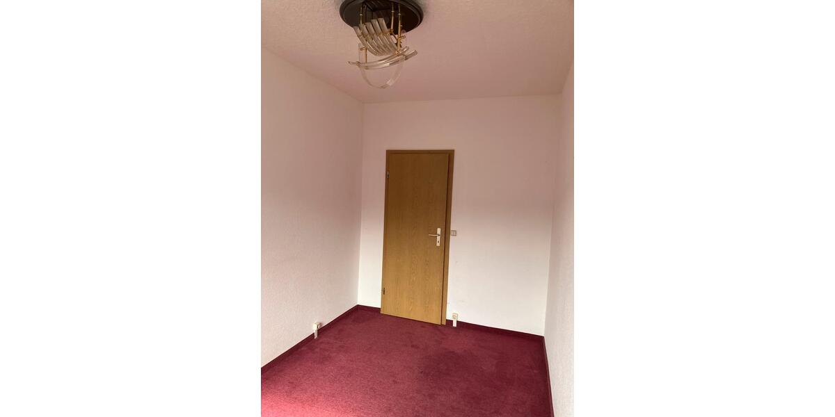 Etagenwohnung Gera Bieblach-Ost - 4 Zimmer, 92 m&sup2;, 74.500&euro; | Angebot:26148850