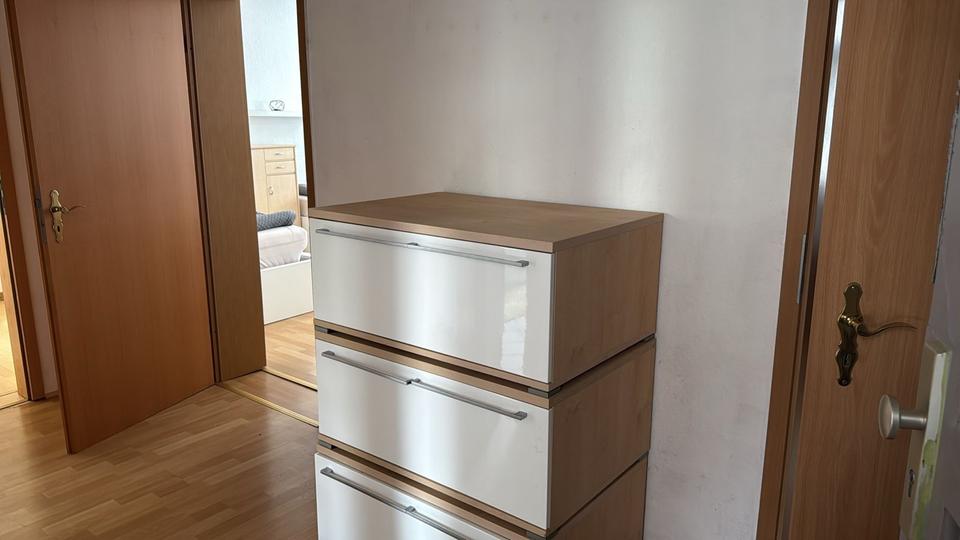 Etagenwohnung Gera Alt-Taubenpreskeln - 4 Zimmer, 70 m&sup2;, 80&euro; | Angebot:25886935