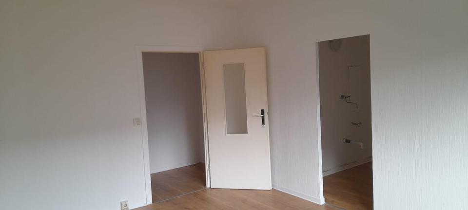 Etagenwohnung Gera Lusan - 1.5 Zimmer, 33 m&sup2;, 32.000&euro; | Angebot:26020073
