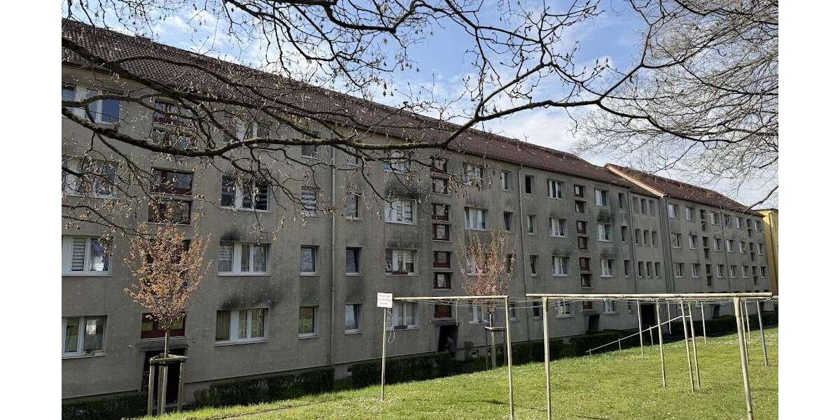 Etagenwohnung Gera Pforten - 3 Zimmer, 57 m&sup2;, 315&euro; | Angebot:27732014