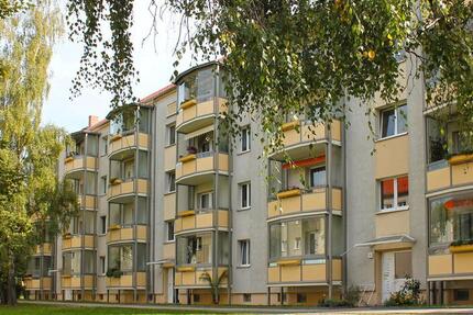 Sanierte 3-Raum-Wohnung mit Badewanne und Balkon 3 zimmer