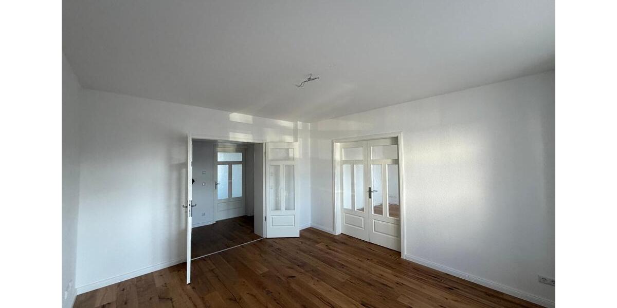 Hochparterre Meerane - 4 Zimmer, 95 m&sup2;, 1.000&euro; | Angebot:26325764