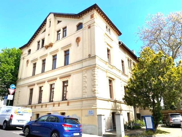 Einfamilienhaus Altenburg - 16 Zimmer, 424 m&sup2;, 398.000&euro; | Angebot:24989046