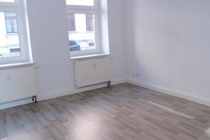 Wohnung Werdau - 5 Zimmer, 108 m&sup2;, 599&euro; | Angebot:25865190