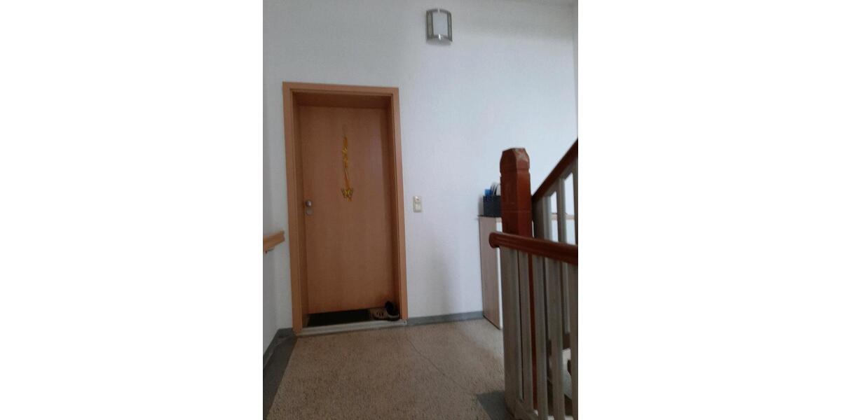 Etagenwohnung Greiz - 3 Zimmer, 108 m&sup2;, 730&euro; | Angebot:26618787