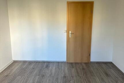 Wohnung Gera Lusan - 2 Zimmer, 55 m&sup2;, 290&euro; | Angebot:25754695
