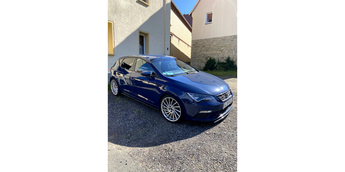 Seat Leon 99.000 km 14.000 € Gera 07545