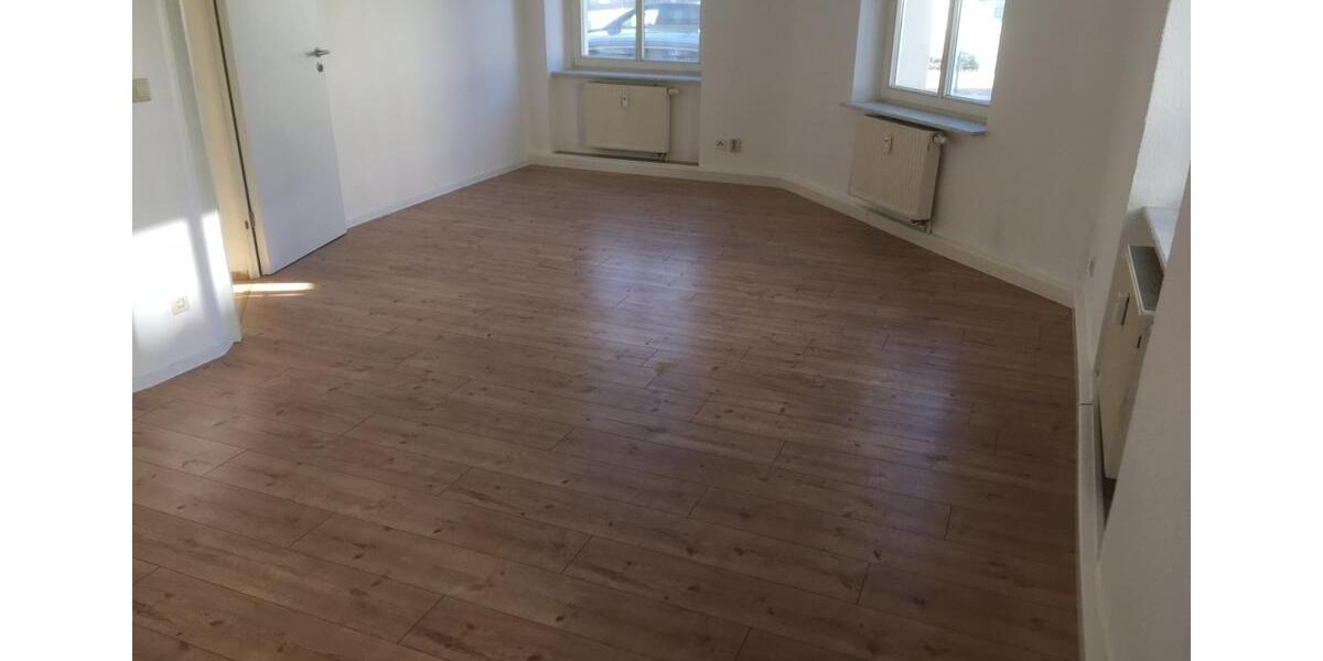 Erdgeschoßwohnung Gera Debschwitz - 3 Zimmer, 60 m&sup2;, 345&euro; | Angebot:26460366