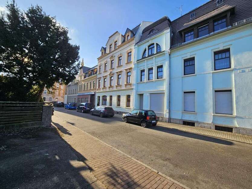 Haus zum Kaufen in Crimmitschau 295.000 € 357 m²