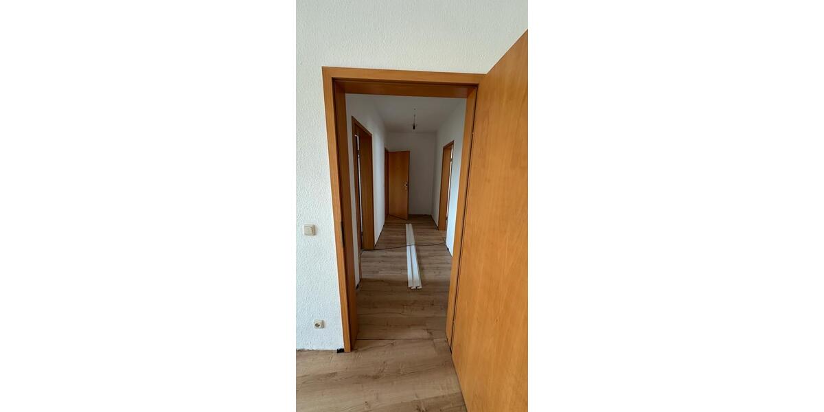 Etagenwohnung Altenburg - 2 Zimmer, 54 m&sup2;, 491&euro; | Angebot:25255539