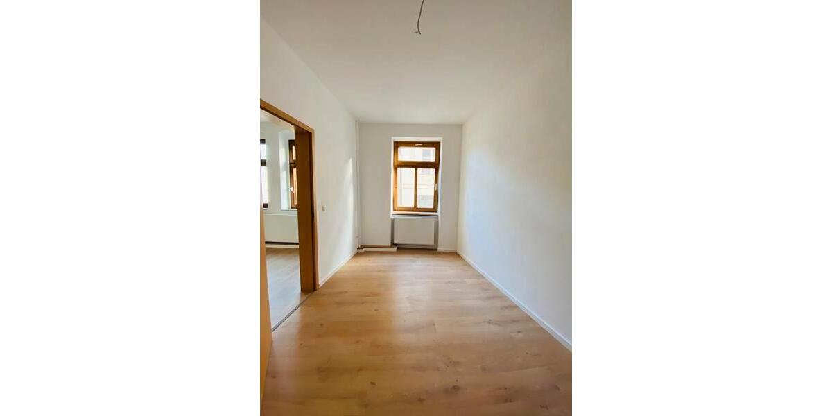 Etagenwohnung Meerane - 2 Zimmer, 58 m&sup2;, 319&euro; | Angebot:25376877