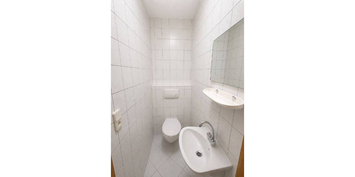 Etagenwohnung Triptis - 2 Zimmer, 75 m&sup2;, 490&euro; | Angebot:26859156