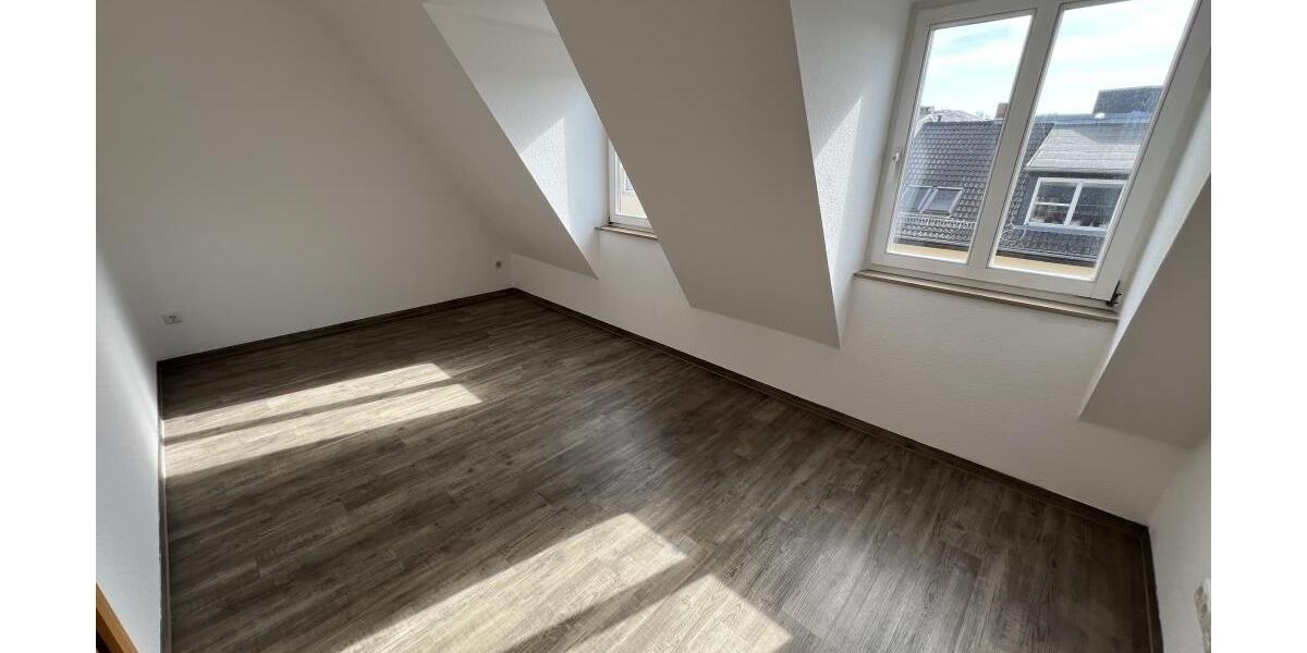 Was für ein Ausblick! 4 Raum Dachgeschoss-Wohnung mit Terrasse! - Etagenwohnung Gera | Angebot:26348904