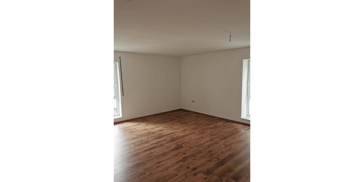 Etagenwohnung Auma-Weidatal Weidatal - 3 Zimmer, 70 m&sup2;, 420&euro; | Angebot:26650084