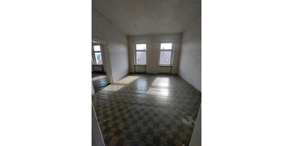 Etagenwohnung Altenburg - 5 Zimmer, 120 m&sup2;, 800&euro; | Angebot:25717623