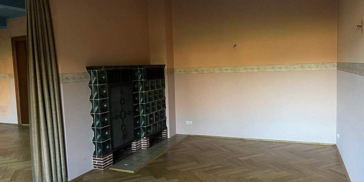 Ausflugslokal mit 3 Wohnungen und großem Grundstück 9 zimmer