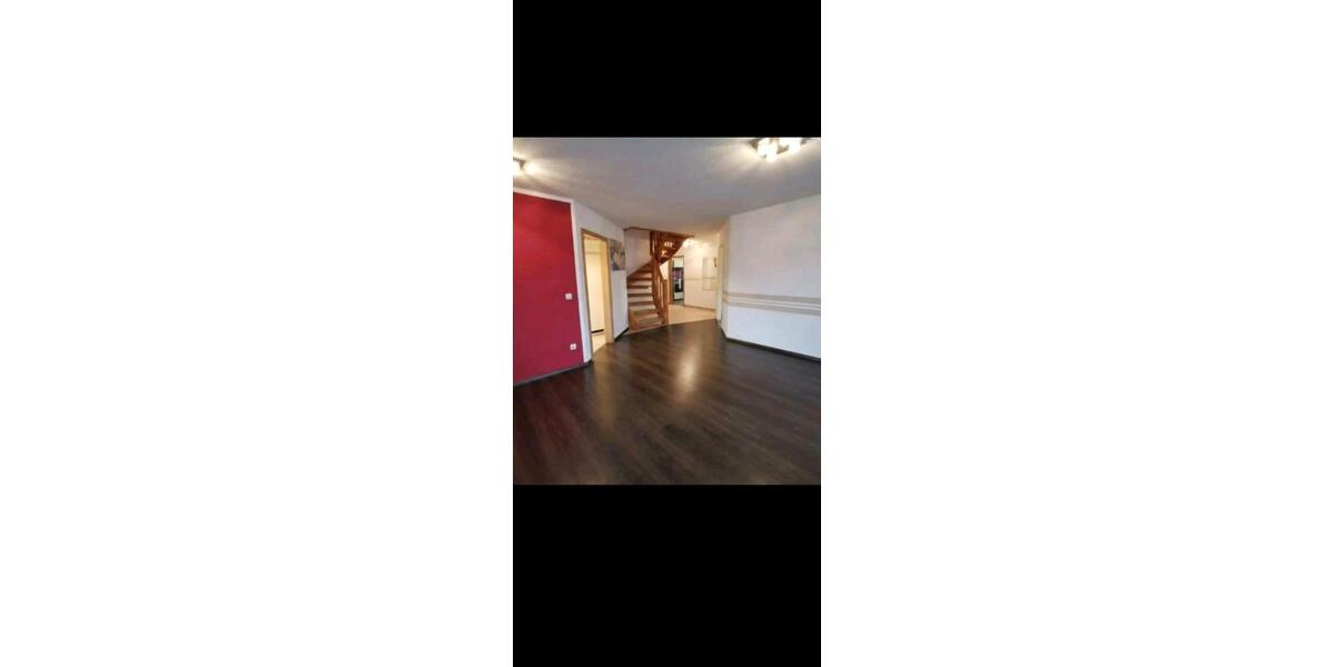 Maisonettenwohnung Meuselwitz - 5 Zimmer, 118 m&sup2;, 171.000&euro; | Angebot:27222445